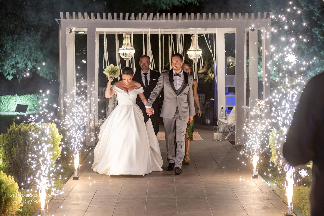 Βασίλης & Έλενα - Θεσσαλονίκη : Real Wedding by Photo Experience Stelios Pesketzis